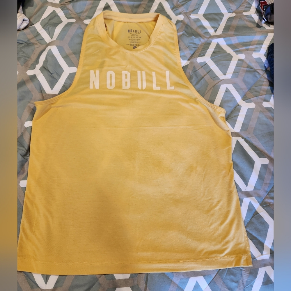 NOBULL tank size Large